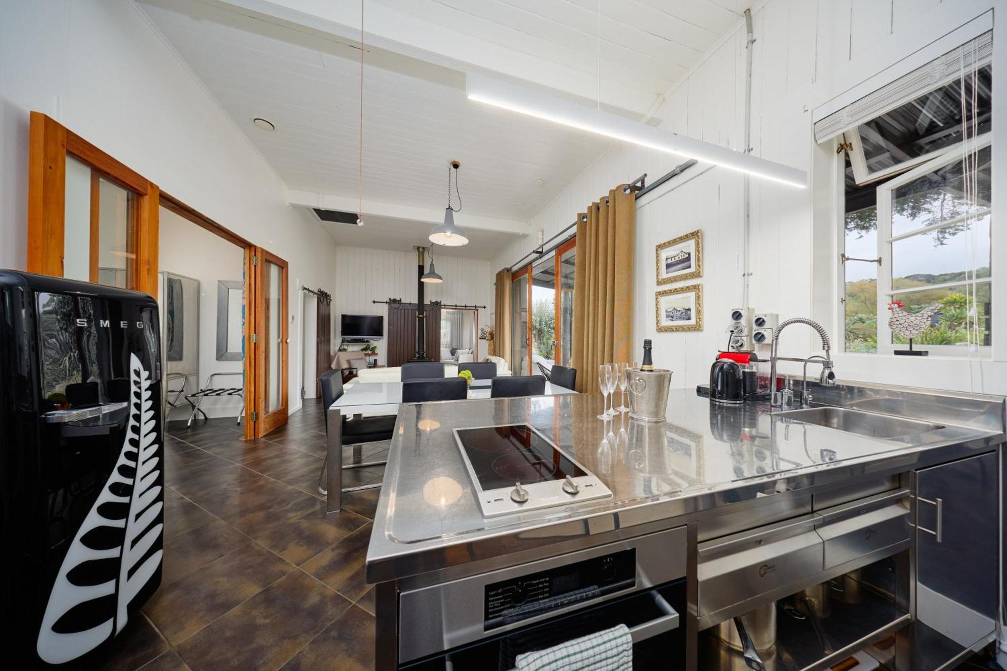 The Factory Luxury Accomodation Kaikoura Dış mekan fotoğraf